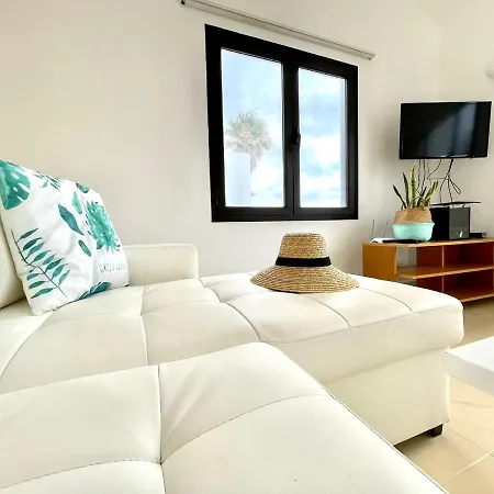 Bungalow Freewifi, Facing The Ocean, Nearby Beach, Charco del Palo