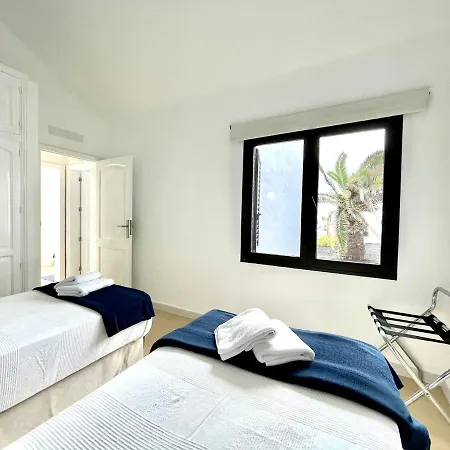 Bungalow Freewifi, Facing The Ocean, Nearby Beach, Apartment *