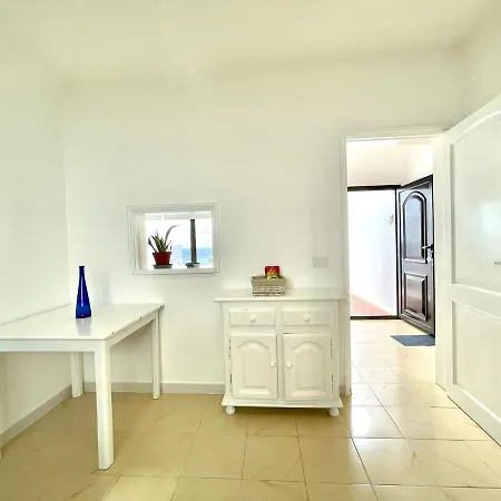 Bungalow Freewifi, Facing The Ocean, Nearby Beach, Apartment *